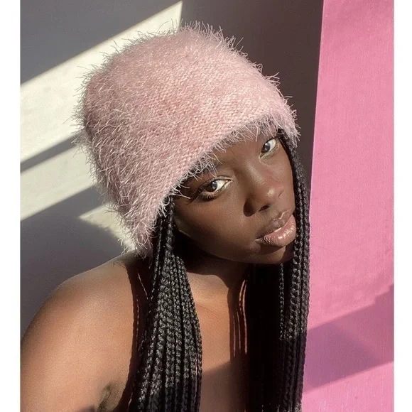 Urban Outfitters | Accessories | Urban Outfitterseyelash  display picture 1